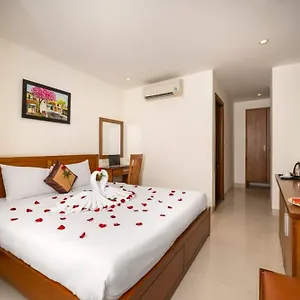 Lan Nhi Hotel