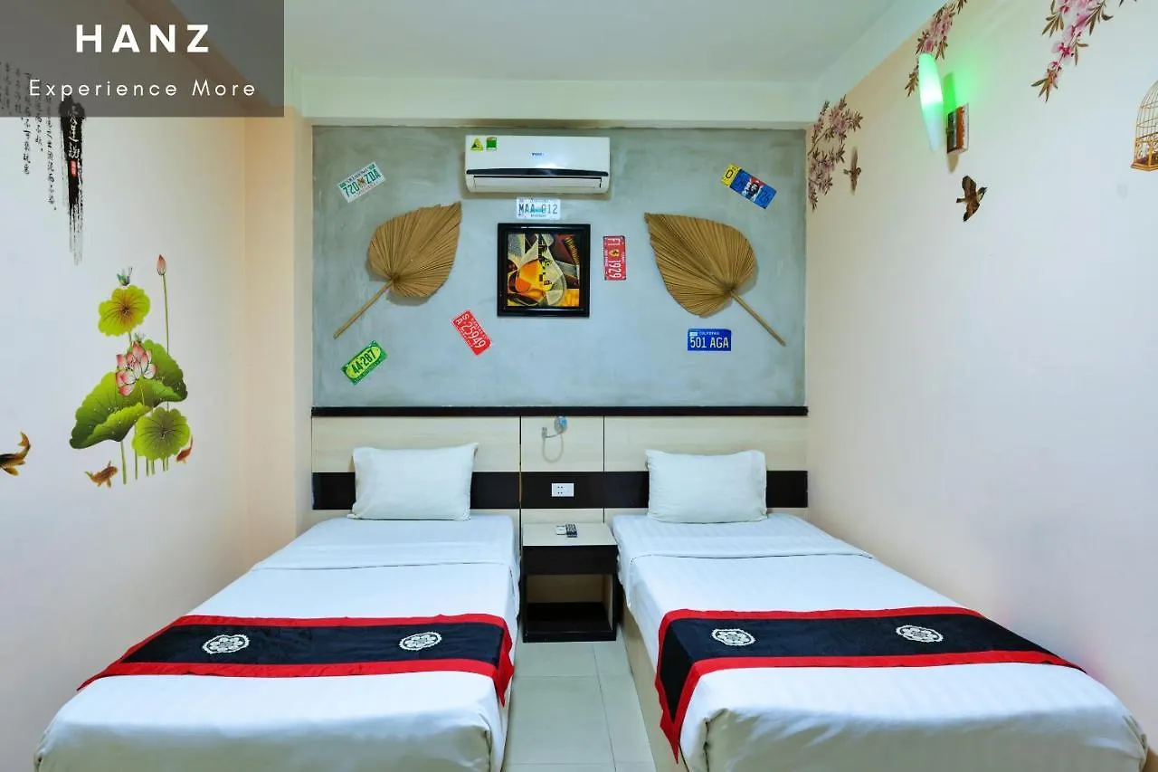 Flower Beachstay & Coffee Da Nang