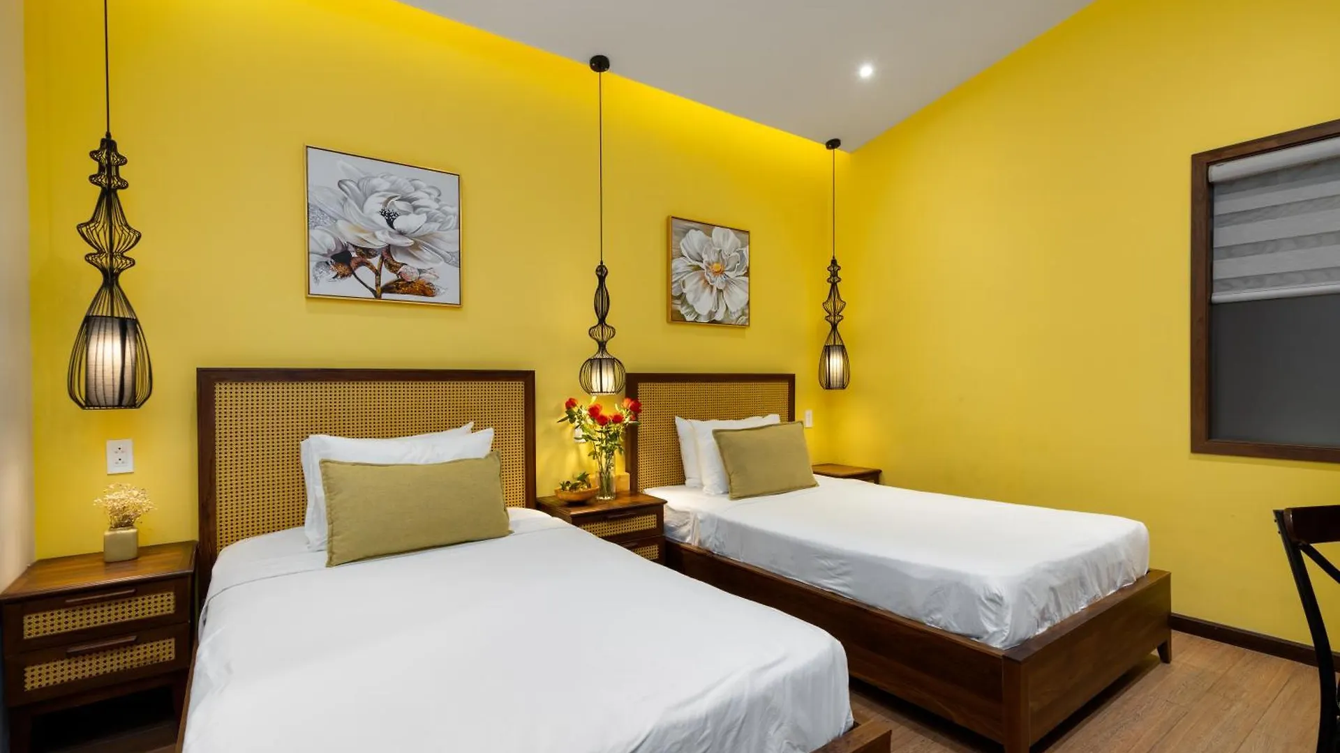 Hotel Flower Beachstay & Coffee Da Nang