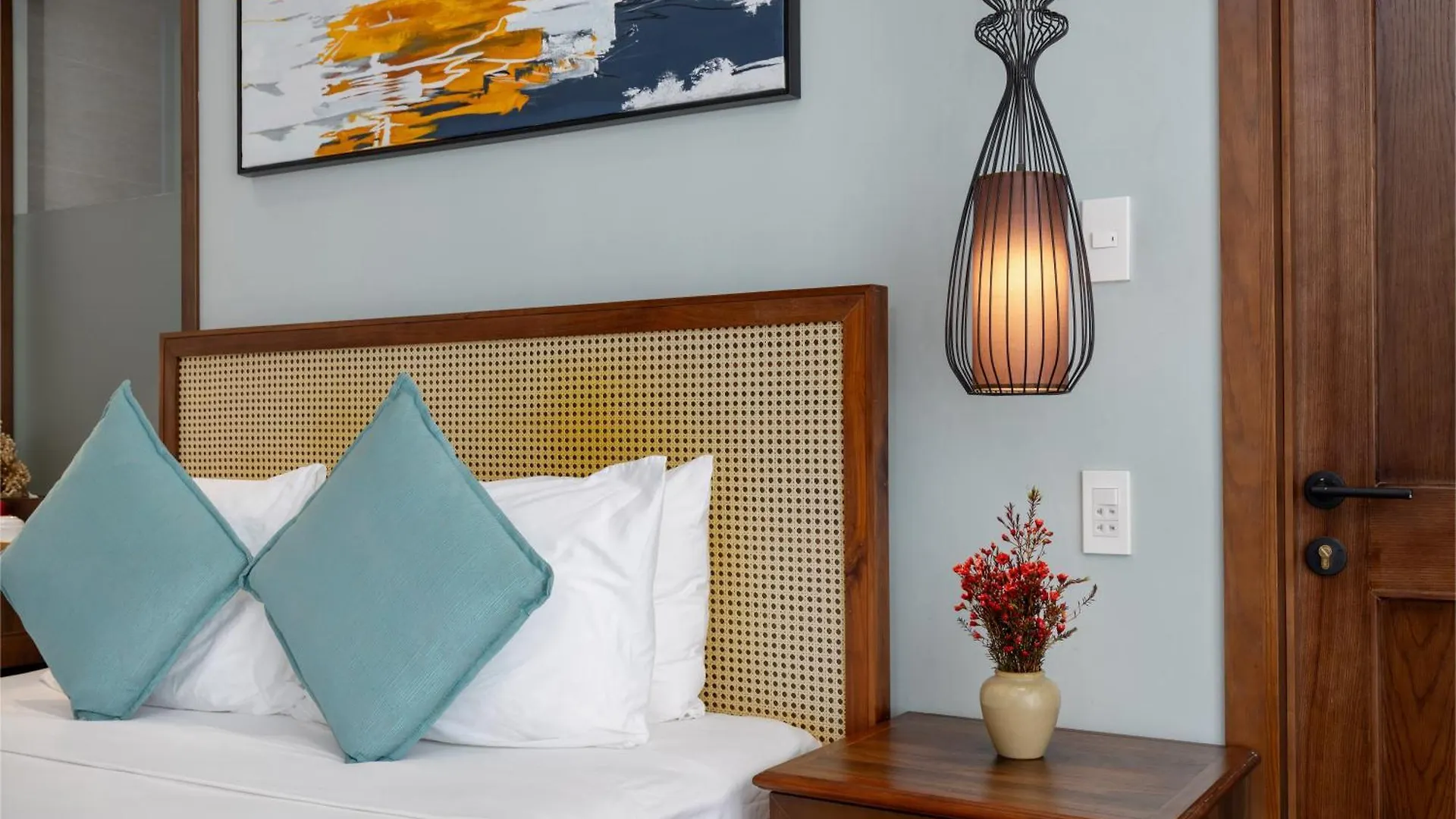 Hotel Flower Beachstay & Coffee Da Nang