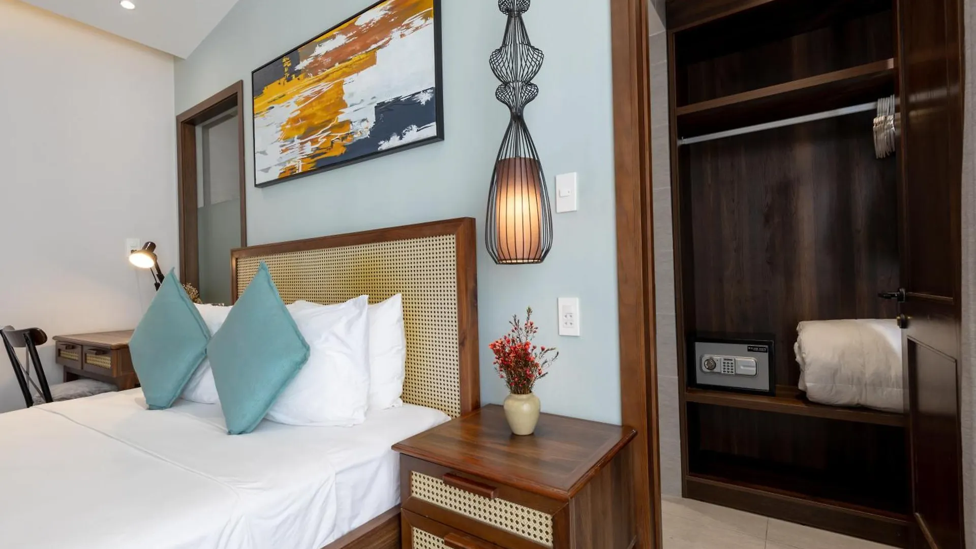 *** Hotel Flower Beachstay & Coffee Da Nang Vietnam