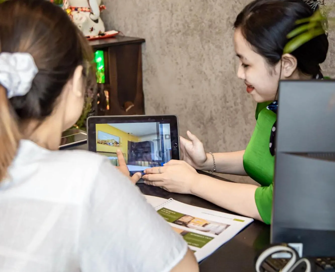 Hotel Flower Beachstay & Coffee Da Nang