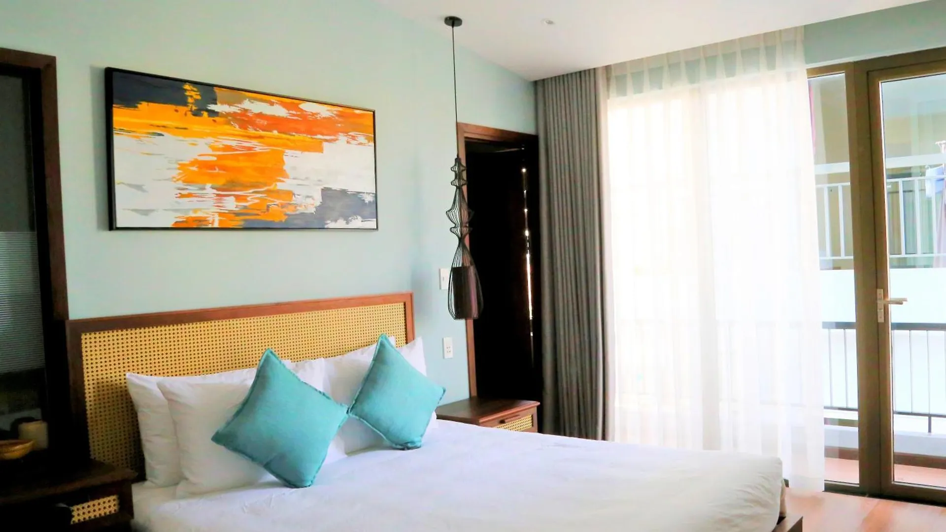 Flower Beachstay & Coffee Da Nang Vietnam