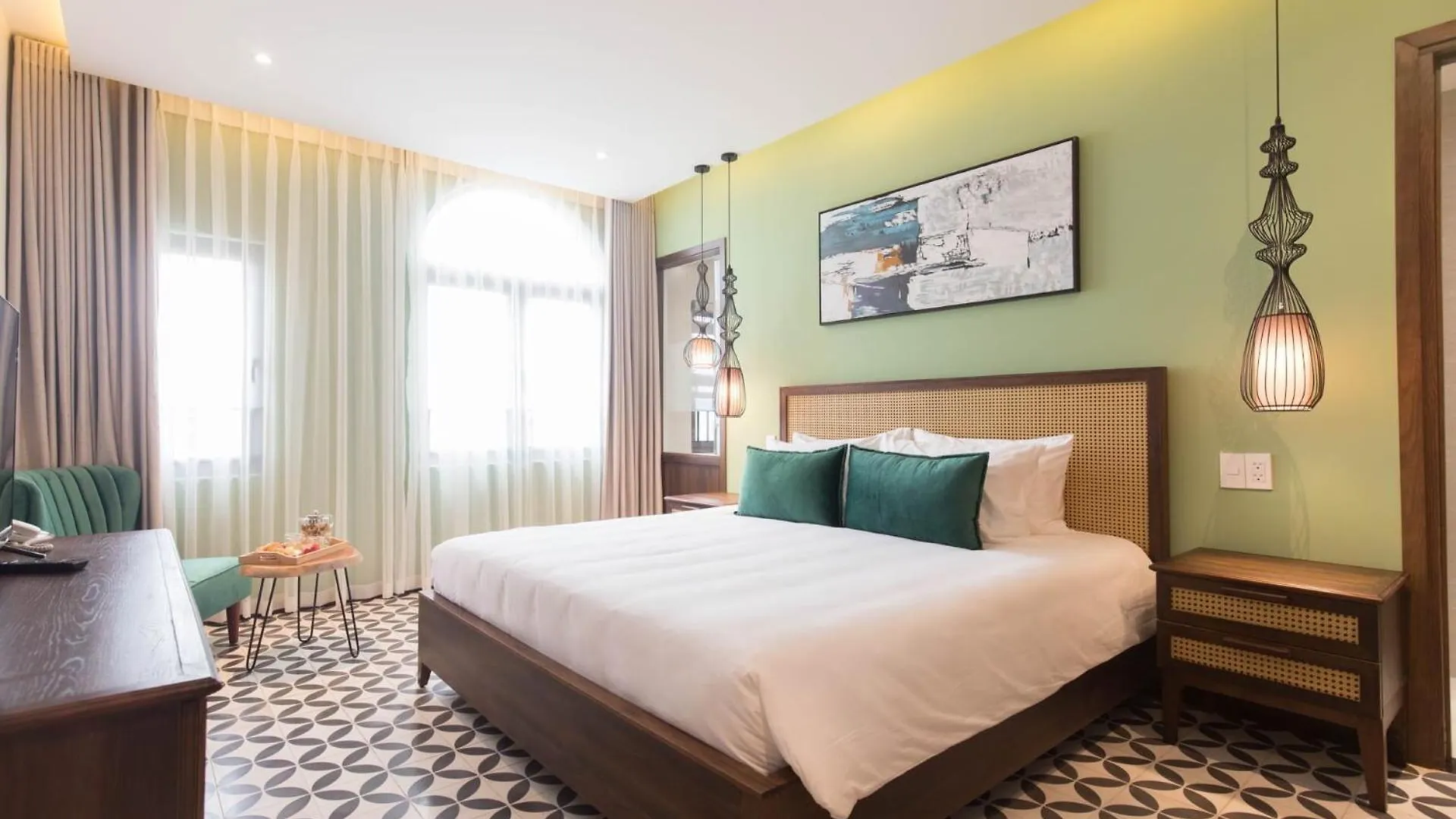 Hotel Flower Beachstay & Coffee Da Nang