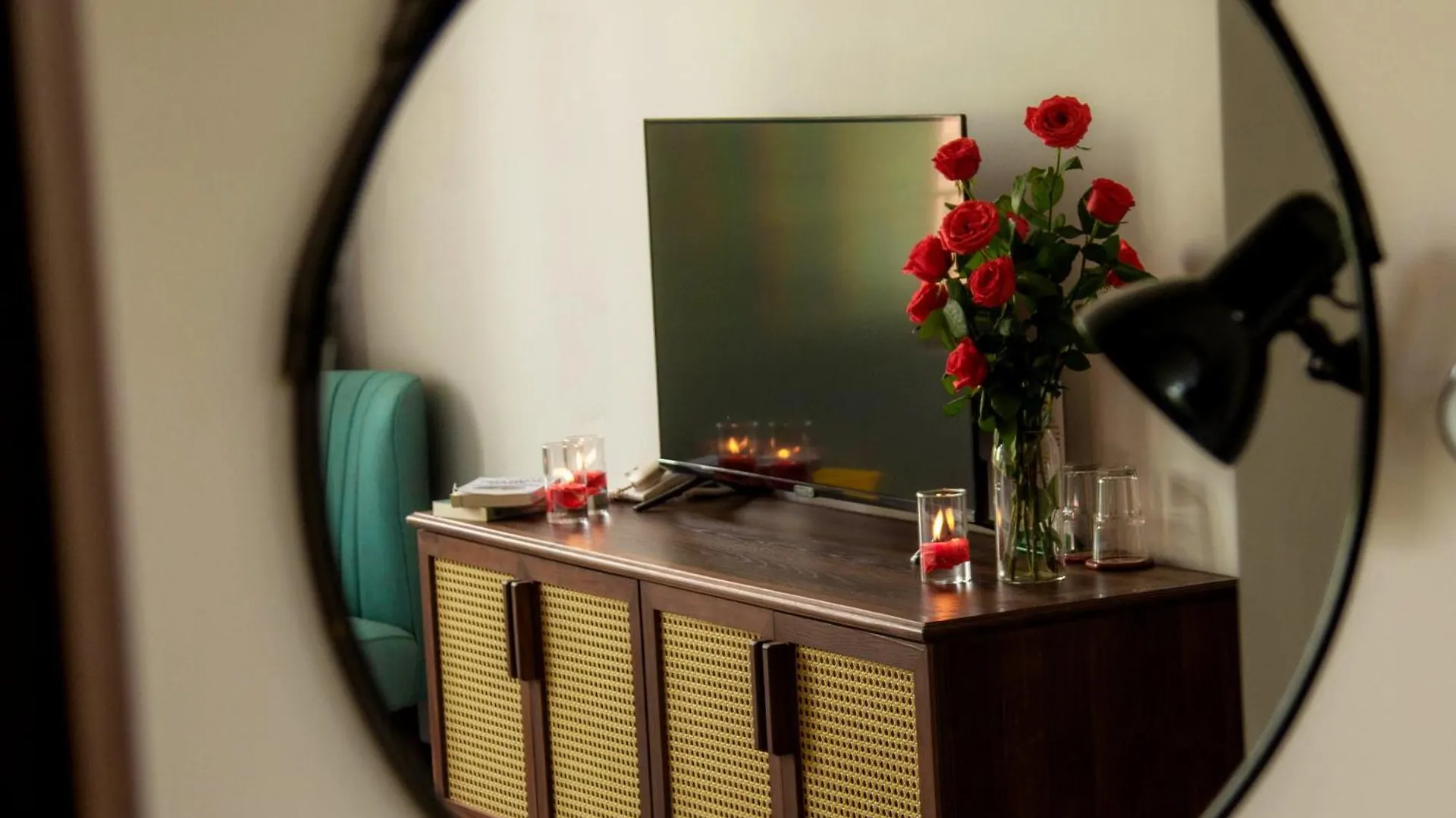 Hotel Flower Beachstay & Coffee Da Nang